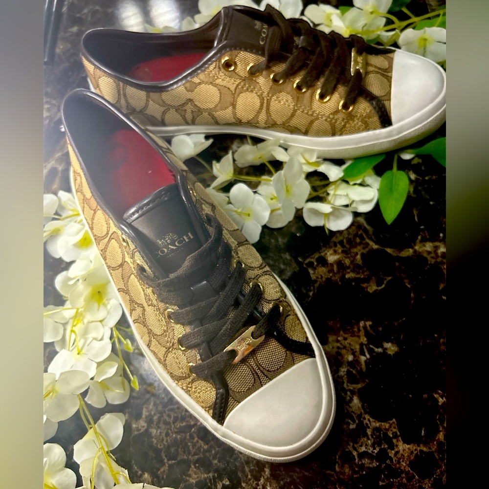 Coach sneakers - Almost New